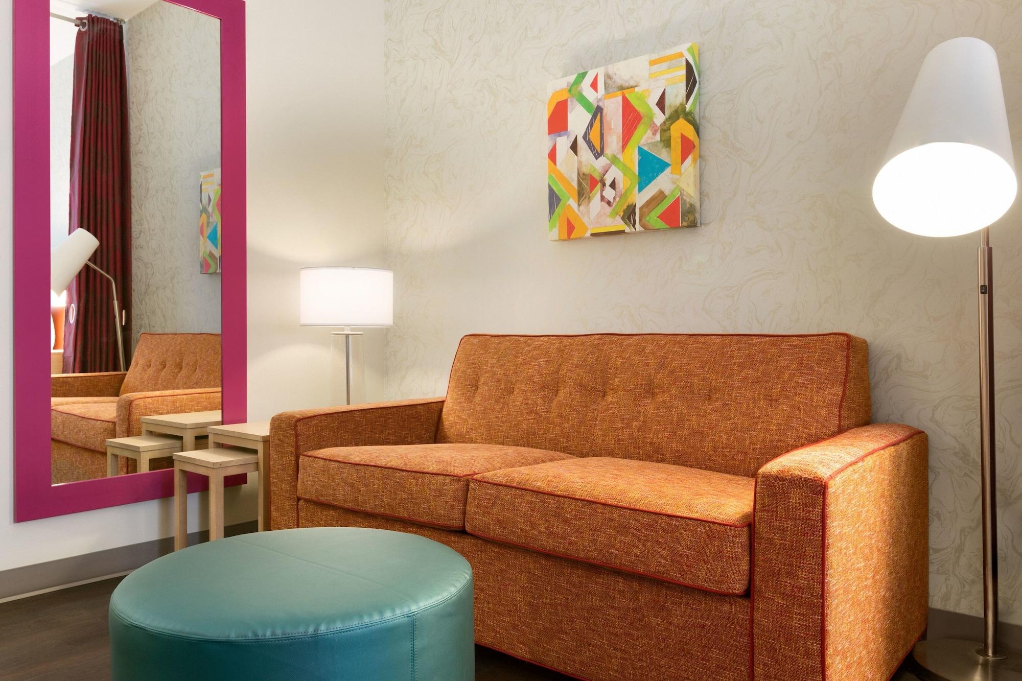 Home2 Suites By Hilton San Antonio On The Riverwalk Exterior photo