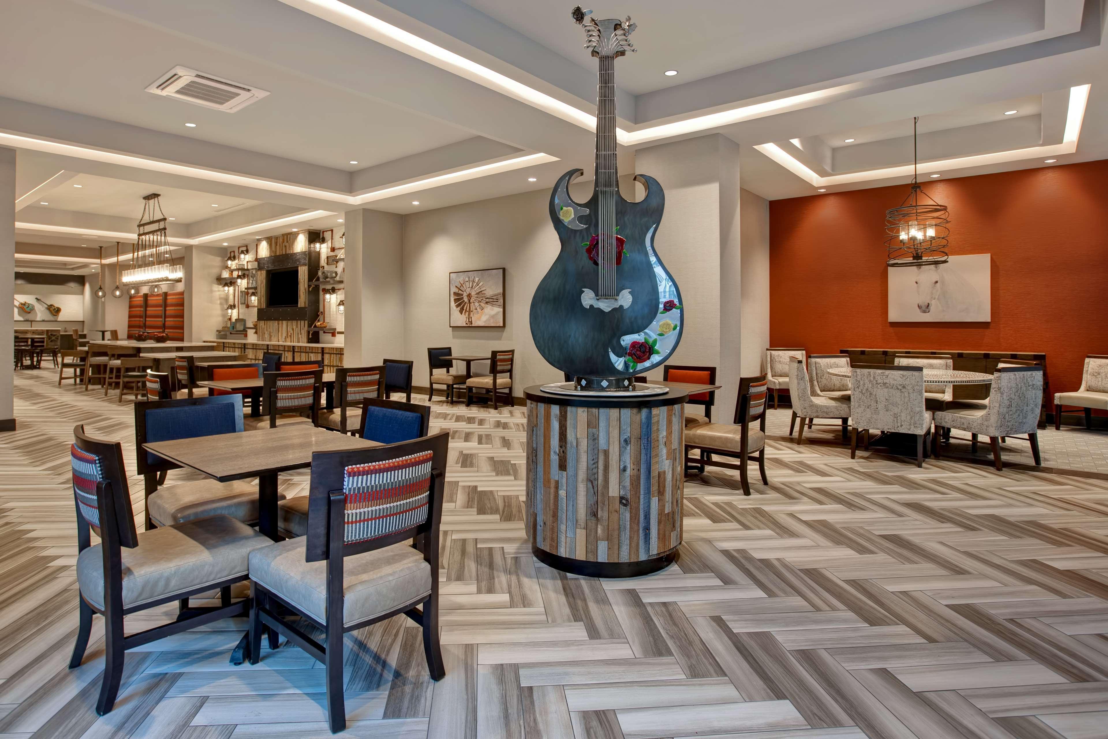 Home2 Suites By Hilton San Antonio On The Riverwalk Exterior photo