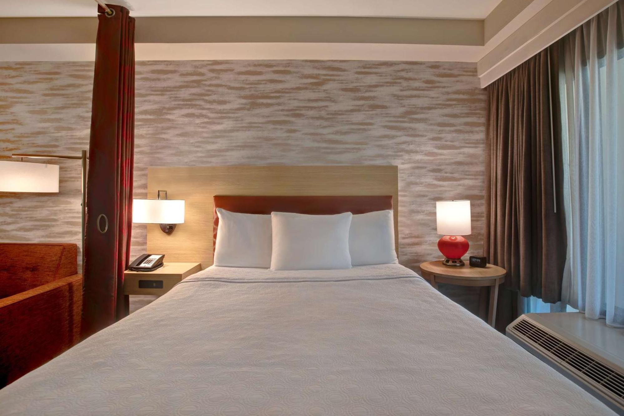 Home2 Suites By Hilton San Antonio On The Riverwalk Exterior photo