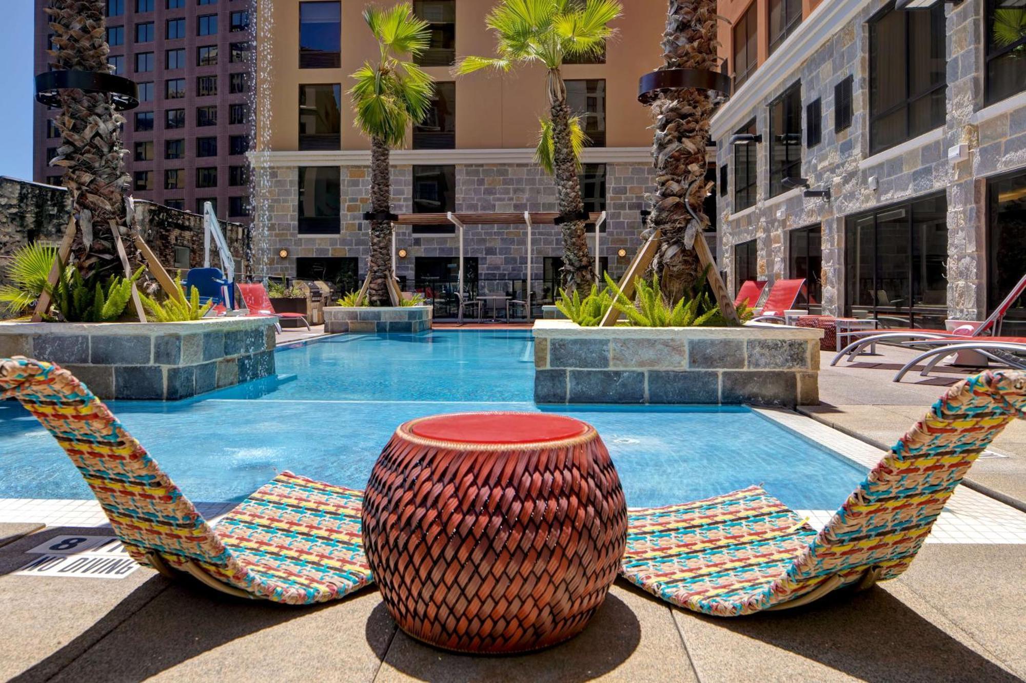 Home2 Suites By Hilton San Antonio On The Riverwalk Exterior photo